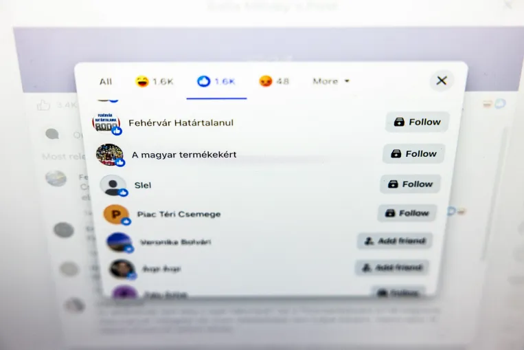 800 fejet levágtak a fideszes trollfarmhidráról, de több száz újat növesztett