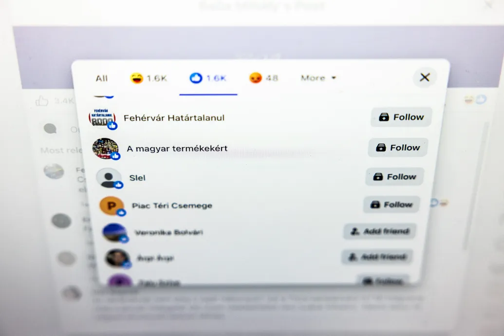 800 fejet levágtak a fideszes trollfarmhidráról, de több száz újat növesztett