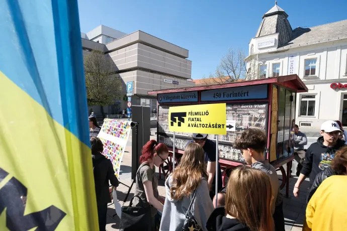 „Ha megmozdul az elsőszavazók tömege, abba beleremeghet a rendszer”