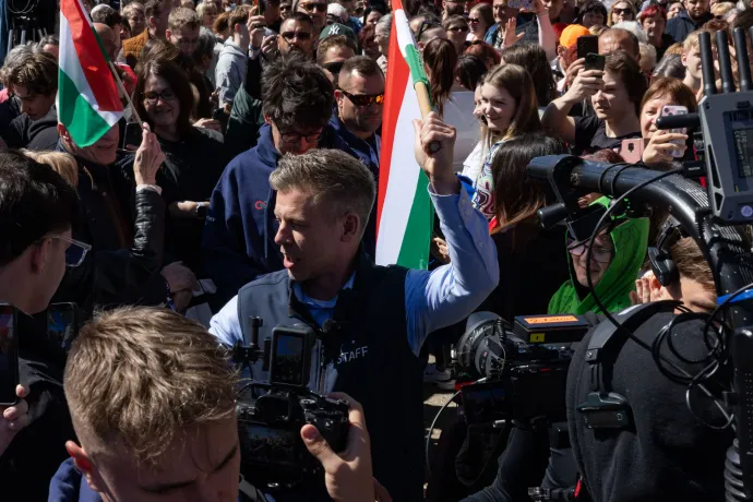 Magyar Péter Cegléden – Fotó: Hevesi-Szabó Lujza / Telex