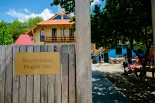 Ha Orbán veszít, oda a támogatások – ezzel buzdítják szavazásra a csángókat egy helyi szerint