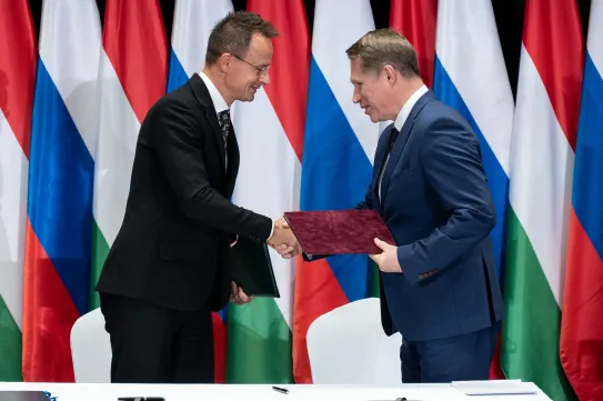 Politico: 12 pontos együttműködési tervet írt alá Szijjártó az oroszokkal, az orosz nyelv erősítése is felmerült benne