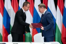 Politico: 12 pontos együttműködési tervet írt alá Szijjártó az oroszokkal, az orosz nyelv hazai erősítése is felmerült benne