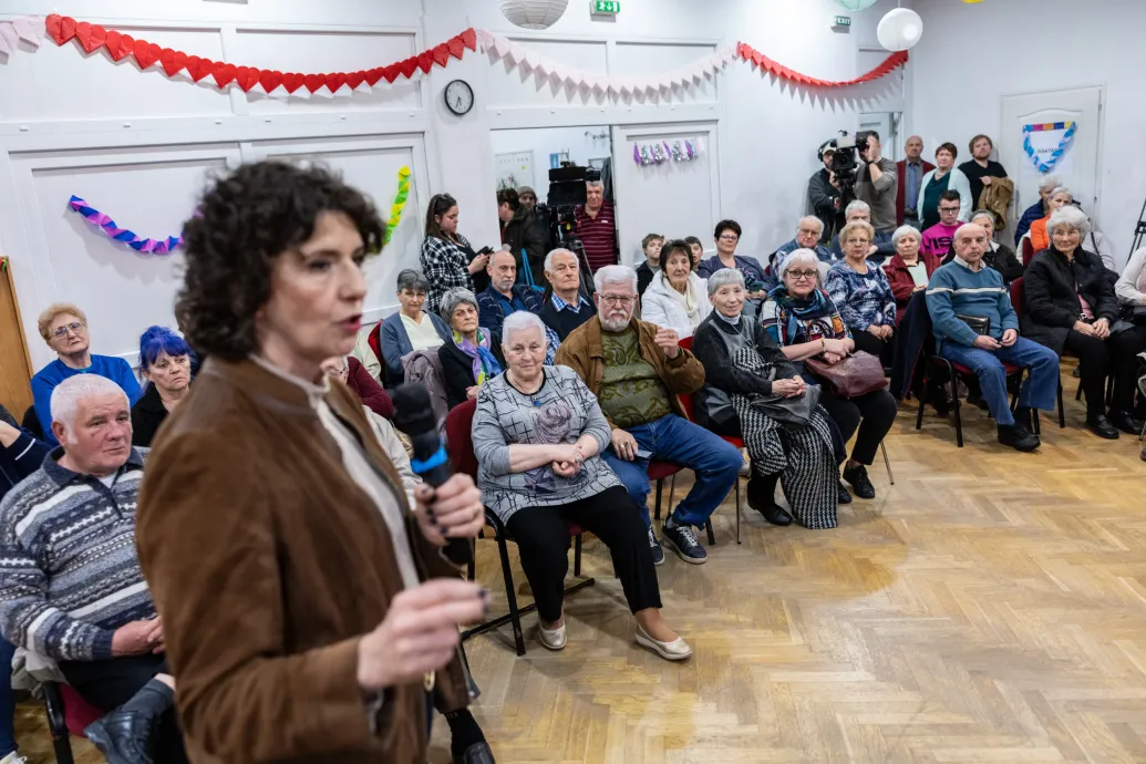 A 900 fős Versenden tartja országos kampányzáróját a DK