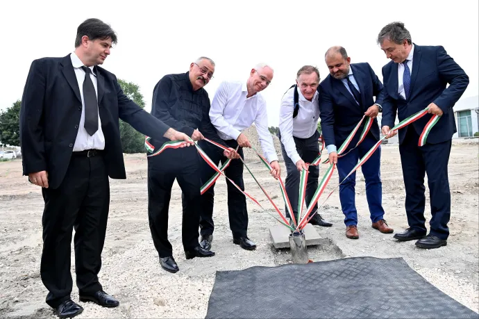 Úgy buzdít választásra Wáberer György, hogy maradtak az államhoz kötődő pozíciói