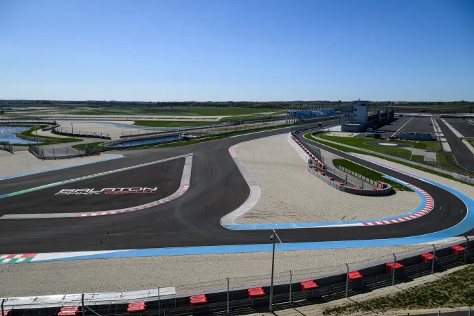 A Balaton Park Circuit Balatonfőkajáron a Superbike-világbajnokság és a MotoGP magyarországi futamának sajtótájékoztatója napján 2026. április 8-án – Fotó: Vasvári Tamás / MTI