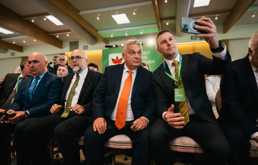 Politológus: A Fidesznek nem a szavazatgyűjtés a célja Erdélyben, hanem a függési viszony megerősítése