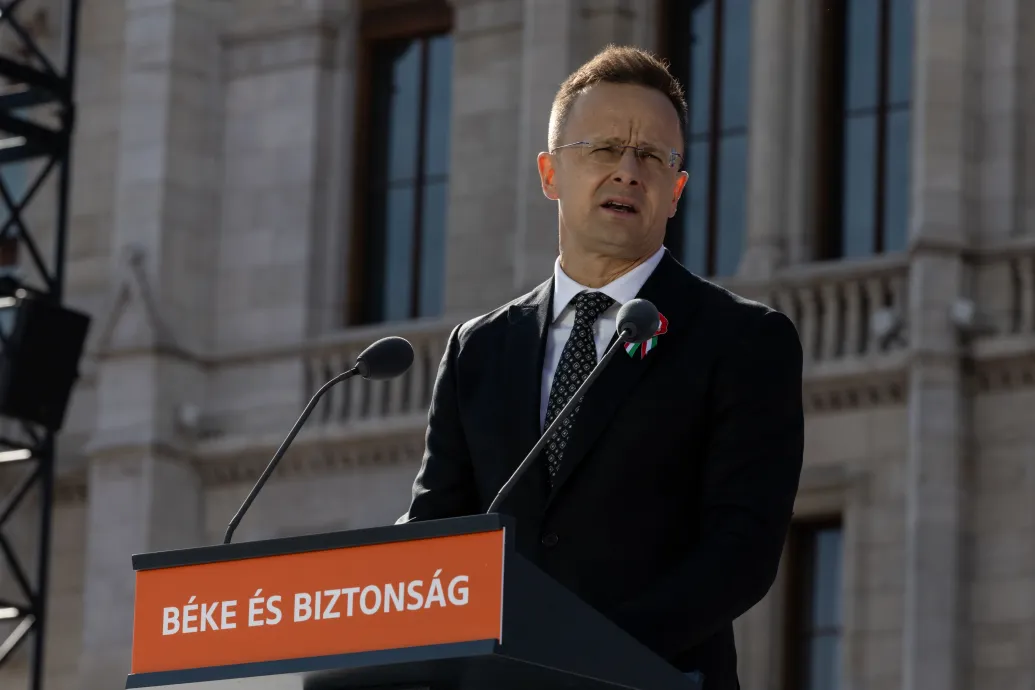 Szijjártó Péter szerint ha nem hívja föl az iráni külügyminisztert, Magyarország terrorcélpont lehetett volna