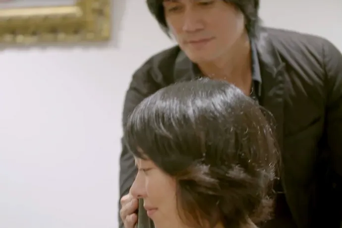 Nem tudsz sírni? Japánban fizethetsz azért, hogy megríkassanak, majd letöröljék a könnyeidet