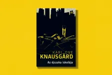 Minden lassan, szinte észrevétlenül csúszik el