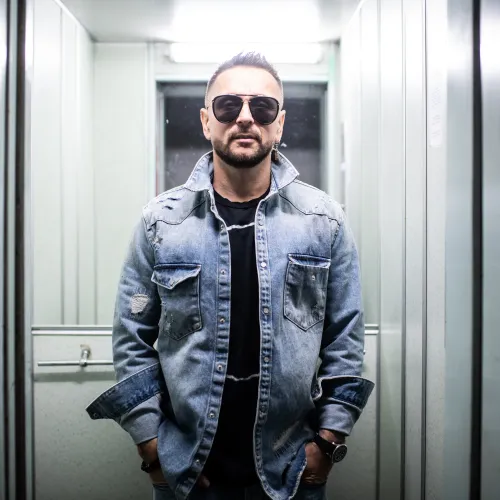 Majka ismét posztolt a Rendszerbontó koncertről, azt kéri a résztvevőktől, ne üljenek fel semmilyen provokációnak