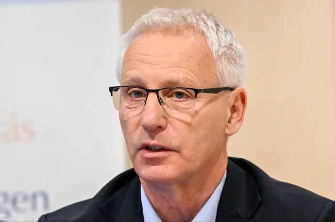A legfőbb ügyész szerint nem tártak fel kapcsolatot a Szőlő utcai javítóintézet volt igazgatója és Soltész Miklós között