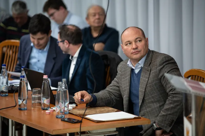 Tiborcz István üzlettársa levélben szólította fel a Bayer Construct munkatársait, hogy szavazzanak a Fideszre