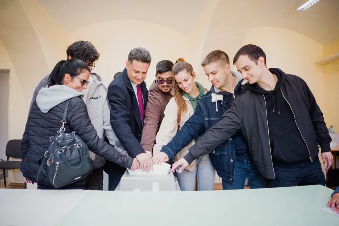 Márki-Zay családja – Fotó: Bálint András / Szegeder / Telex