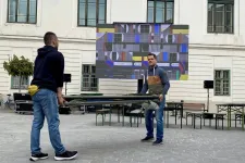 Győrben már készülnek az eredményváró bulira, a polgármester is beszédet mondhat majd