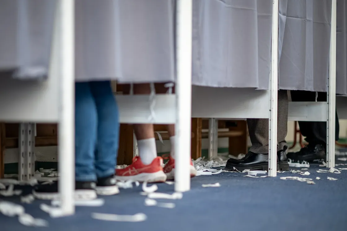 66,01 százalék a részvételi arány délután 3-ig, ez is rekord, a városokban kiugró a részvétel