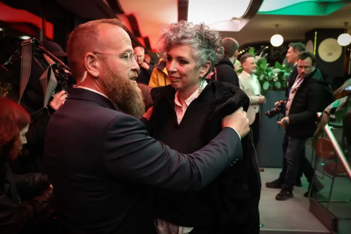 Bódis Kriszta a Tisza eredményváróján – Fotó: Huszti István / Telex