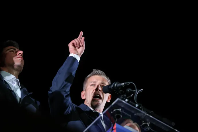 Magyar Péter győzelmi beszédében elszámoltatást és megbékélést ígért, és lemondásra szólította fel Sulyok Tamást