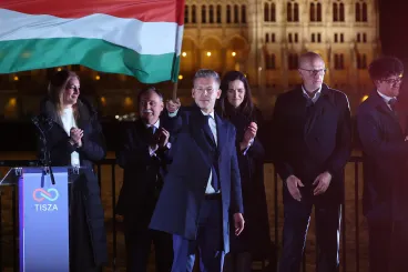 Mondjuk ki: tegnap eljött az igazság pillanata az elemzőknek – 2026 élőben