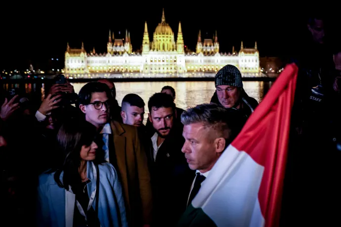 Grafikonokon mutatjuk a Tisza elsöprő győzelmét