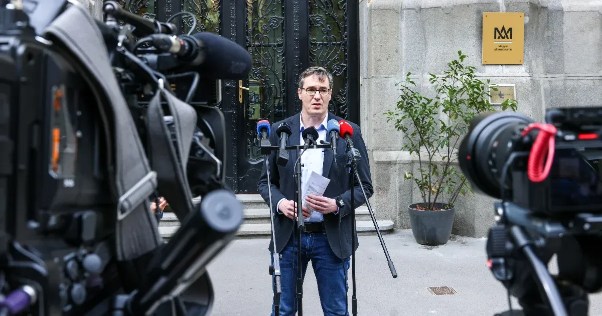 Karácsony Gergely: Ha az Államkincstár inkasszálja a főváros számláját, az áprilisi béreket sem fogjuk tudni kifizetni