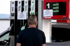 A környező országok elkerülték azt a benzincsapdát, amibe mi belesétáltunk