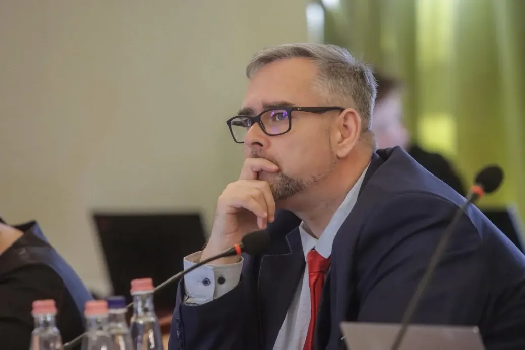 Kilép a DK-ból Kiss László óbudai polgármester