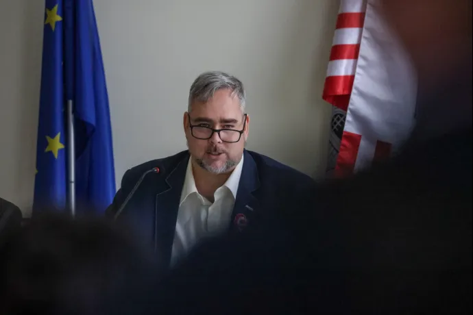 Kilép a DK-ból Kiss László óbudai polgármester