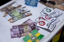 Gyűjtést indít a Kutyapárt, hogy vissza tudják fizetni a 686 millió forintnyi kampánytámogatást