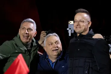 Reagált a külügy az iratmegsemmisítések vádjára: Nonszensz, Szijjártó Péter és Gyarmati Eszter nem is járt azokban az irodákban