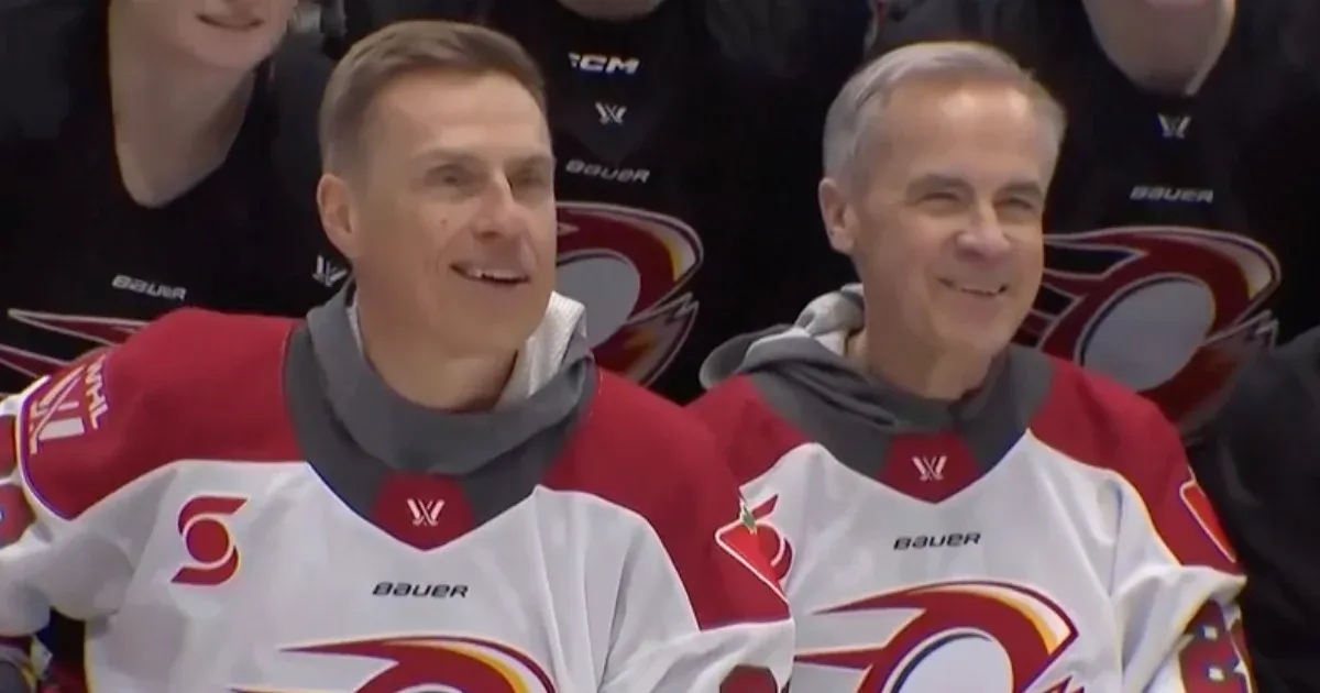 Együtt jéghokizott a kanadai miniszterelnök a finn elnökkel