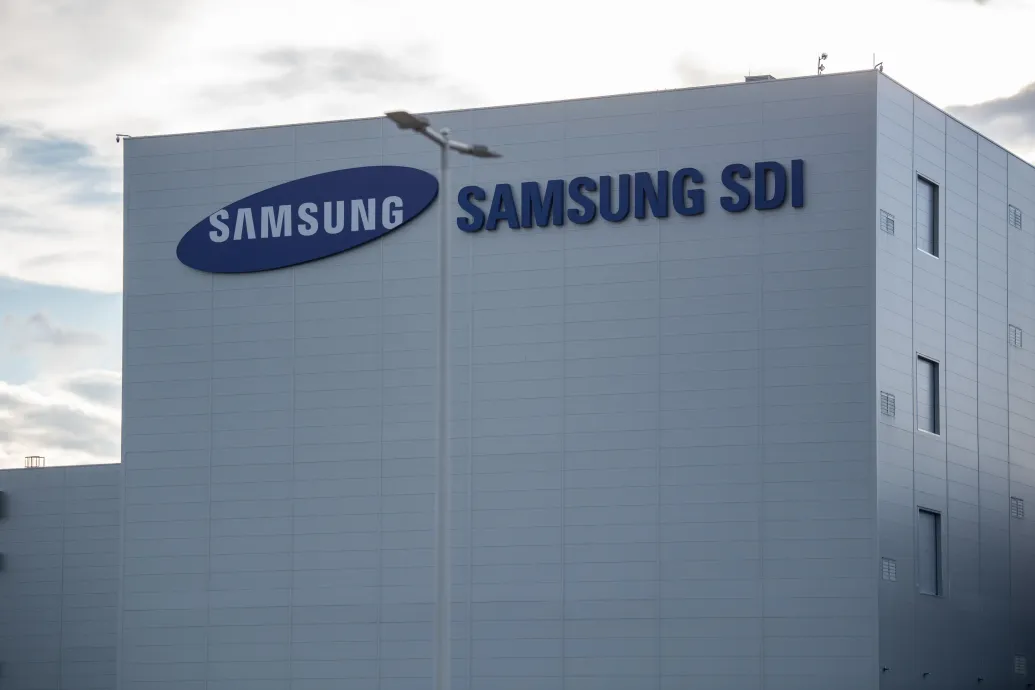 Kezd beindulni a magyar akkugyártás, miközben az ipar egésze továbbra is döglődik