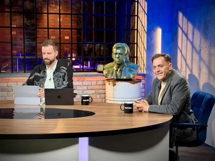 Pócs János a Partizán stúdiójában – Fotó: Pócs János / Facebook