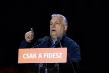 Orbán azért nem vesz részt az EU-csúcson, mert a kormányzati átadás-átvételre koncentrál