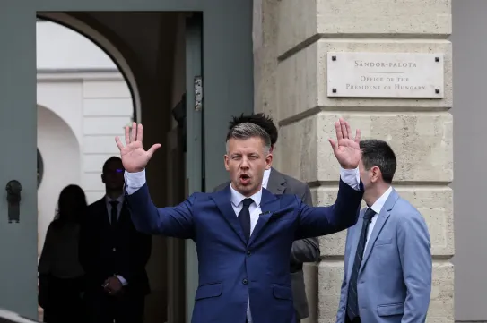 Mi a fenét jelent az, hogy „abszolút filmszínház”?