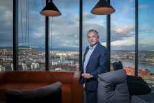 Magyar Péter csütörtökön találkozik Hernádi Zsolttal, elvárásokkal fogadja a Mol elnök-vezérigazgatóját