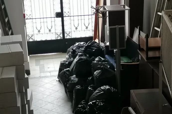 Nagy amatörizmusra vallana, ha most kezdenének iratokat darálni a minisztériumokban