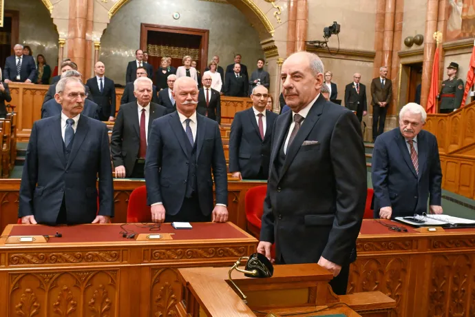 Sulyok Tamás megválasztott köztársasági elnök, miután esküt tett az Országgyűlés plenáris ülésén, 2024. február 26-án – Fotó: Koszticsák Szilárd / MTI