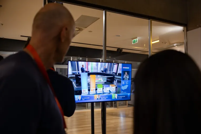 Semmit nem nyert a Fidesz a választókerületek önkényes átrajzolásával, sőt, még a saját helyzetét rontotta