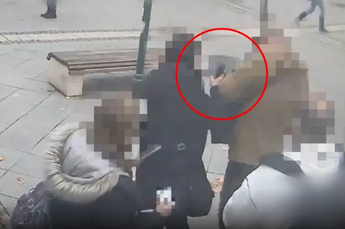 Eltörte egy jegyellenőr csuklóját a szegedi tram-train egyik utasa