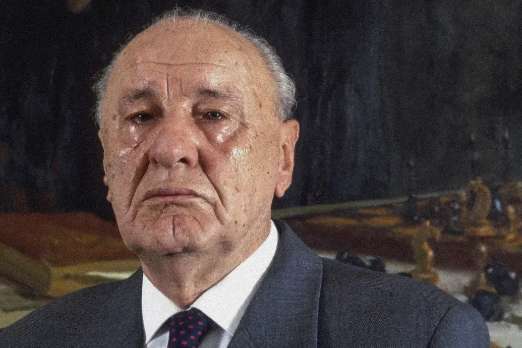 A könnyes szemű Kádár János, a Nobel-békedíjas villanyszerelő, a szív pápája meg a többiek