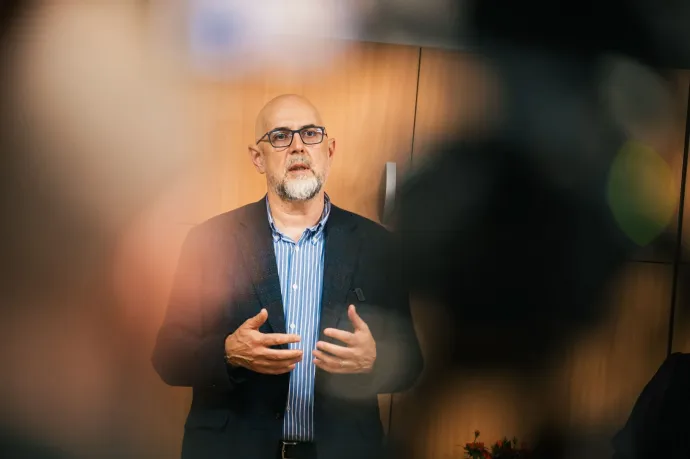 Zárt ajtók mögött egyeztet az RMDSZ vezetése Orbán veresége után, belső kritikák is érik Kelemen Hunort