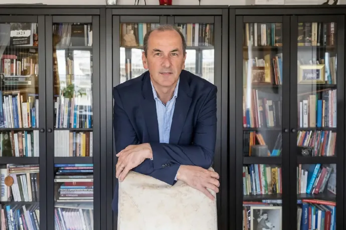 A Times Hegedűs Zsolt leendő egészségügyi miniszter győzelmi táncáról és terveiről közölt cikket