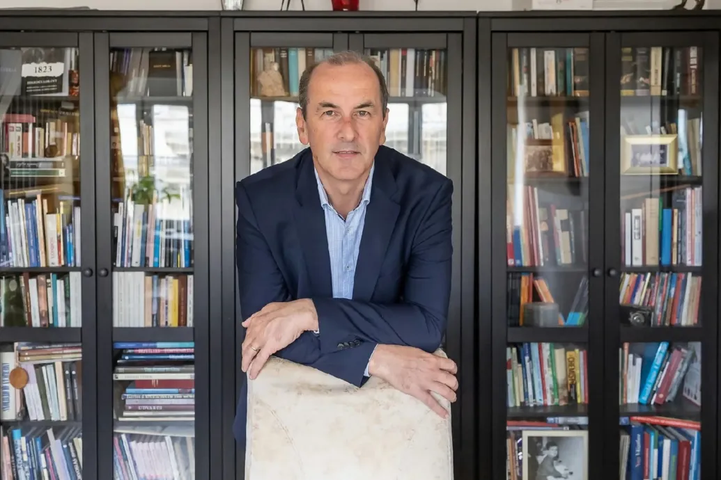 A Times Hegedűs Zsolt, leendő egészségügyi miniszter győzelmi táncáról és terveiről közölt cikket