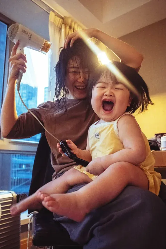 „Amíg mi együtt vagyunk, mindig sütni fog a nap” – Fotó: Kim Szungho