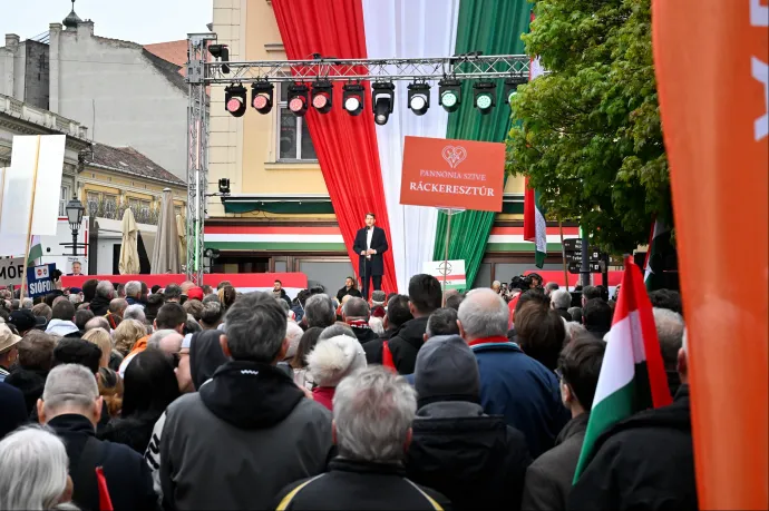 140 millió forint támogatást kapott az Orbán Viktorral együtt kampányoló Pásztor Bálint alapítványa a választás előtt egy hónappal