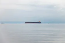 Irán újra szigorú katonai felügyelet alá vonta a Hormuzi-szorost