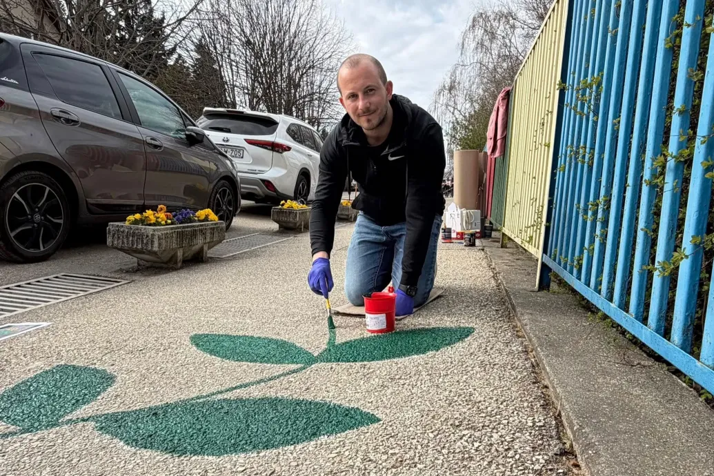 Nem került letartóztatásba, ellátja teendőit Halásztelek polgármestere, aki 70 éves anyjának intézett kamu állást a Fidesznél