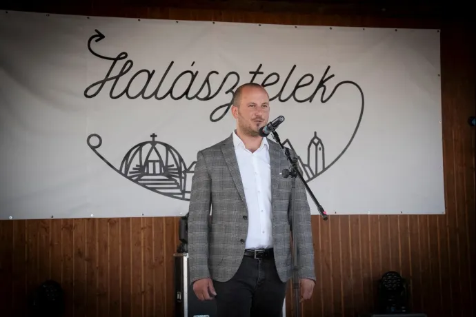 Nem került letartóztatásba, ellátja teendőit Halásztelek polgármestere, aki 70 éves anyjának intézett kamu állást a Fidesznél