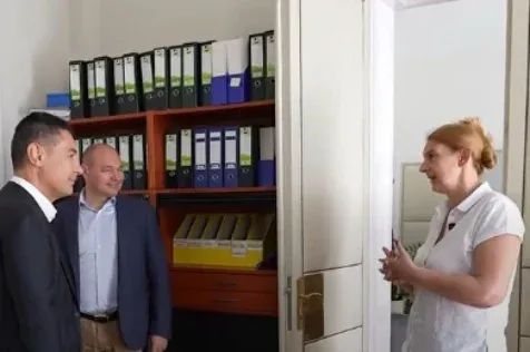 Baranyi Krisztina kidobta az irodájából a Bayer Construct vezetőit, nem hajlandó tárgyalni az építőipari céggel